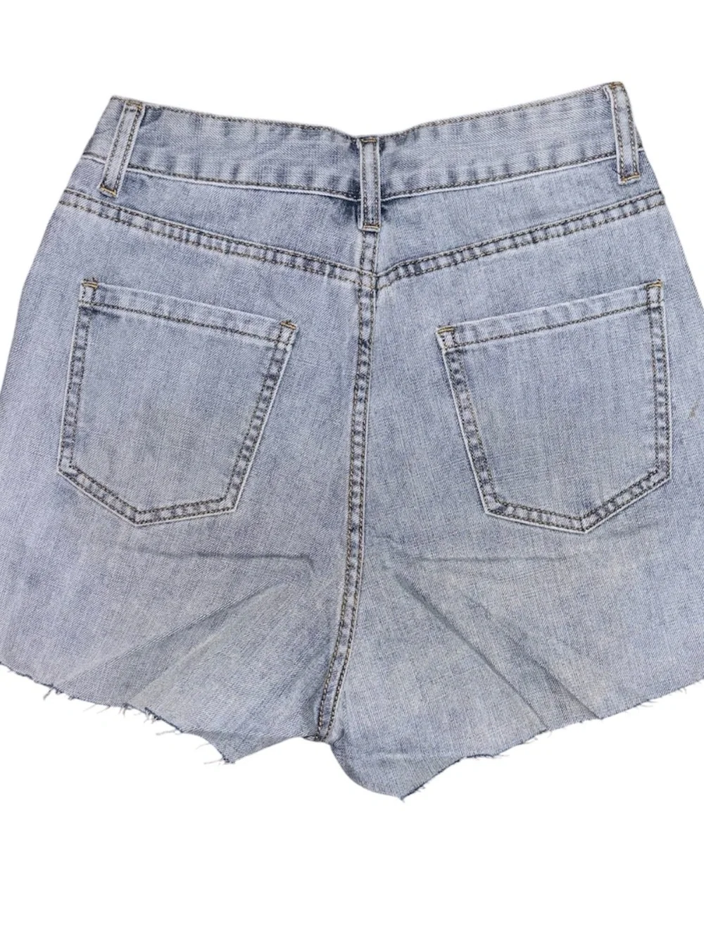 Women’s Light Wash Distressed Denim Shorts Raw Hem NWT Size 7